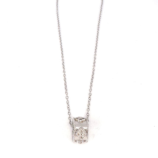 Spinning Clover Necklace